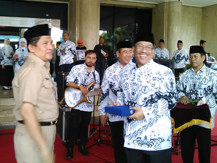 Pencarian PGRI Dumai - Persatuan Guru Republik Indonesia Cabang Dumai